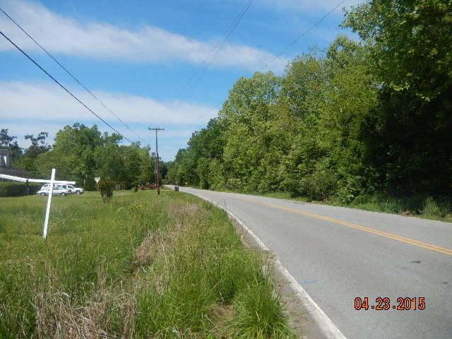 539 S Railroad Ave, Ridgeville, SC 29472