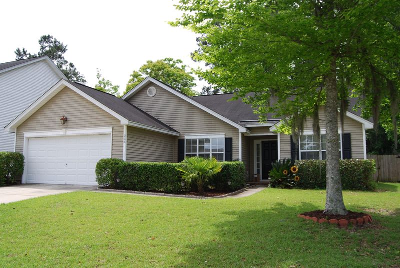 233 Mallory Dr, Charleston, SC 29414