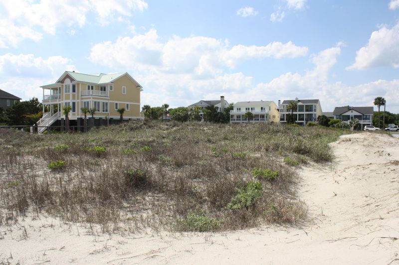 816 Ocean Blvd, Isle Of Palms, SC 29451