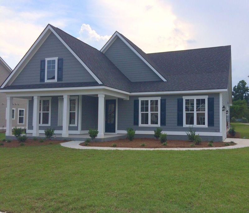 1301 Raven Rd, Hanahan, SC 29410