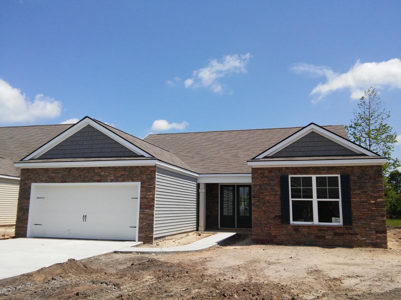 152 Netherfield Dr, Summerville, SC 29483