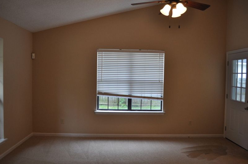1016 Douglas Wayne Rd, Summerville, SC 29483