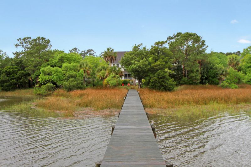 436 Rice Hope Dr, Mount Pleasant, SC 29464
