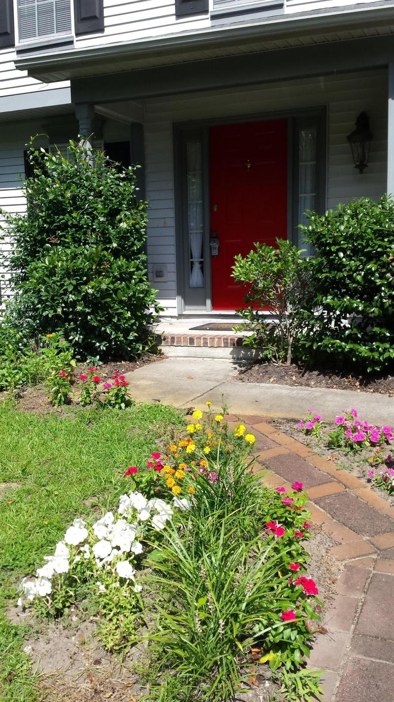 2053 Country Manor Dr, Mount Pleasant, SC 29466