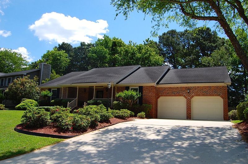 1974 Ashley Hall Rd, Charleston, SC 29407