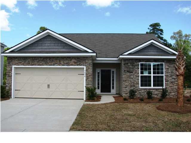 7717 Haywood Cir, North Charleston, SC 29418