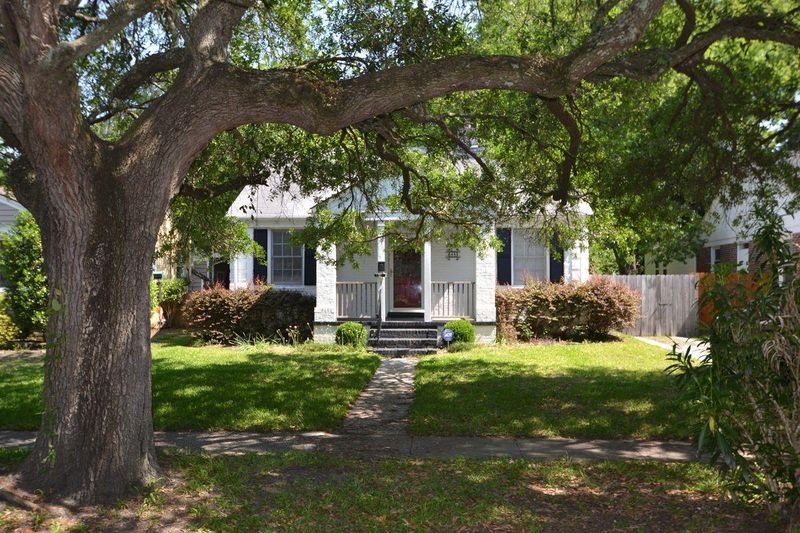 48 Yeadon Ave, Charleston, SC 29407