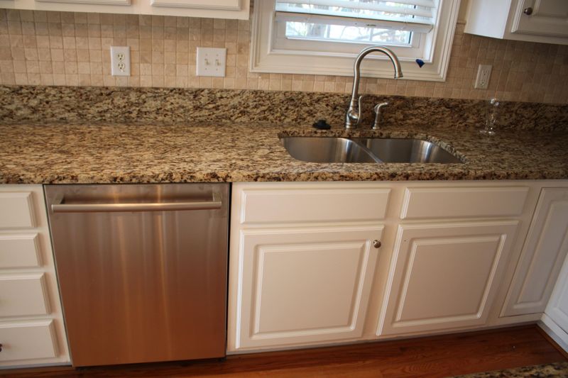 649 White Chapel Cir, Charleston, SC 29412