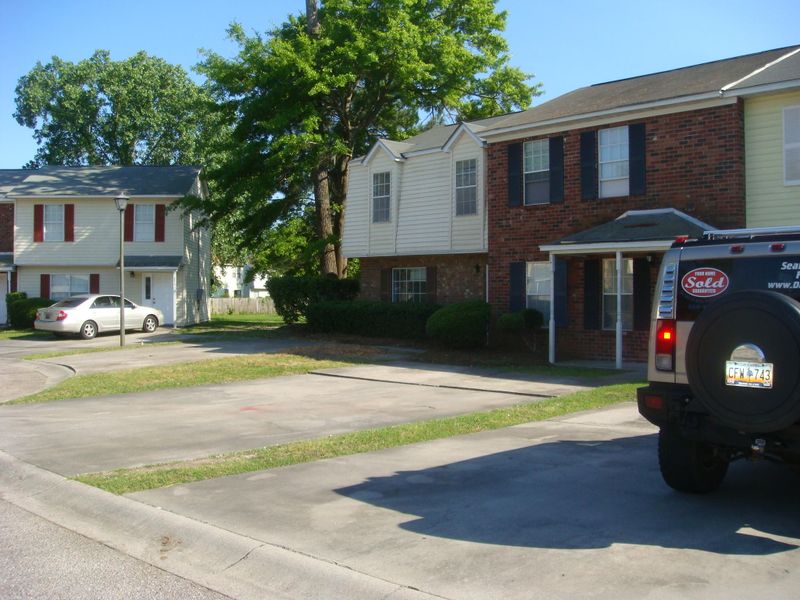6885 Shahid Row, North Charleston, SC 29418