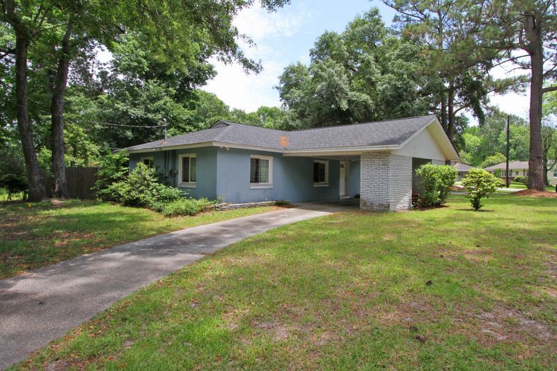 804 Melrose Dr, Charleston, SC 29414