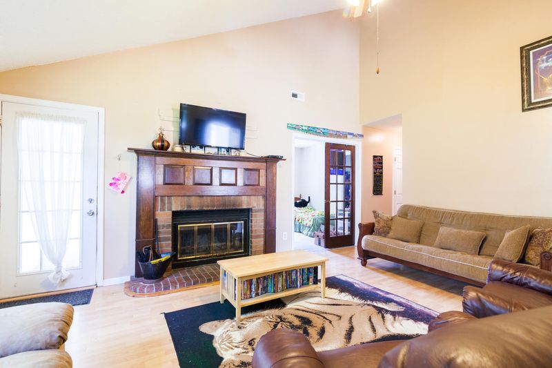 106 Santee Ct, Summerville, SC 29483