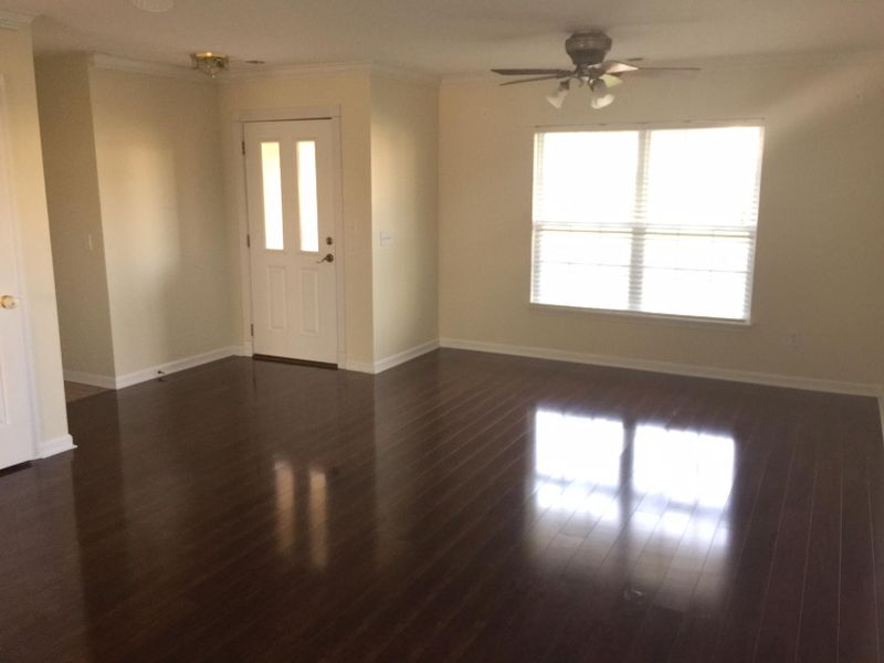 107 Walton Pl, Summerville, SC 29483