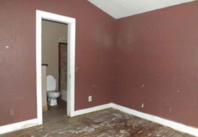 4321 Whitney Dr, North Charleston, SC 29405
