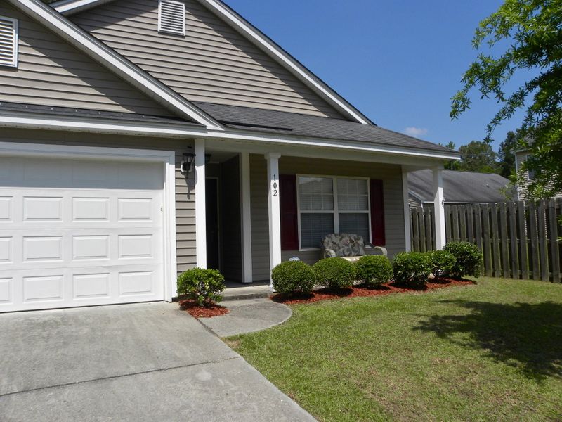 102 Malibu Rd, Summerville, SC 29483