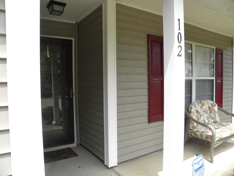 102 Malibu Rd, Summerville, SC 29483