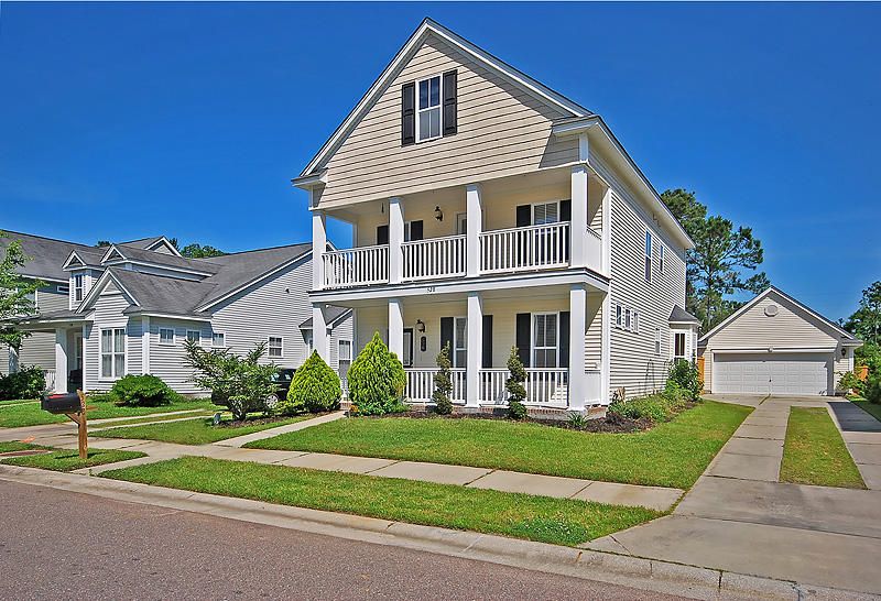 528 Delafield Dr, Summerville, SC 29483