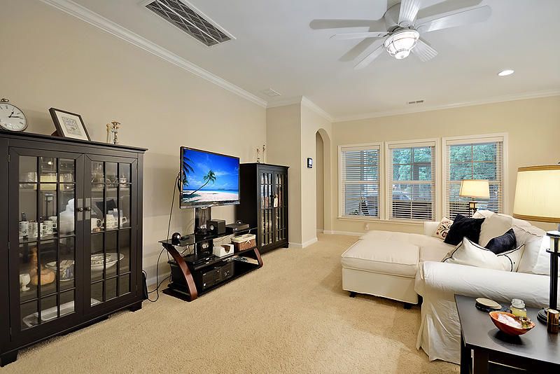 1319 Paint Horse Ct, Awendaw, SC 29429