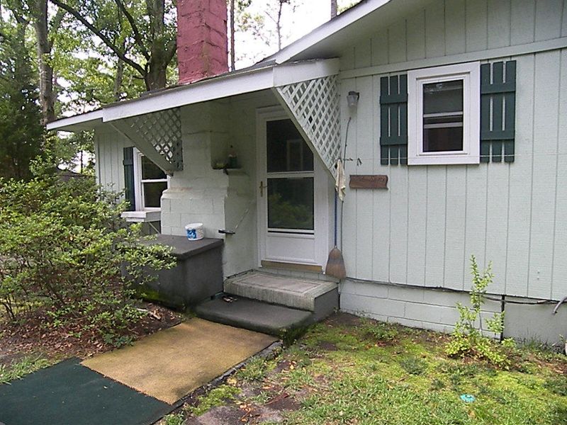 264 Summer Ln, Moncks Corner, SC 29461