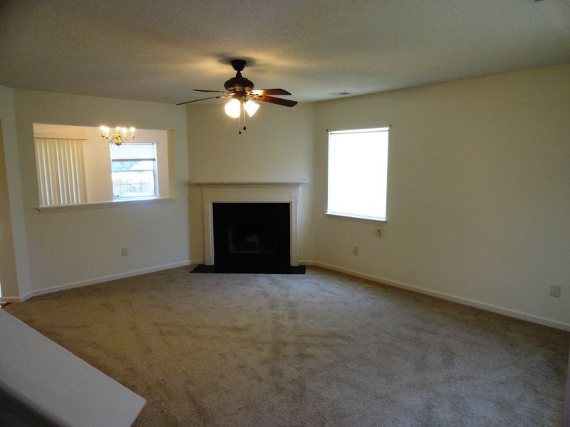7992 Long Shadow Ln, North Charleston, SC 29406