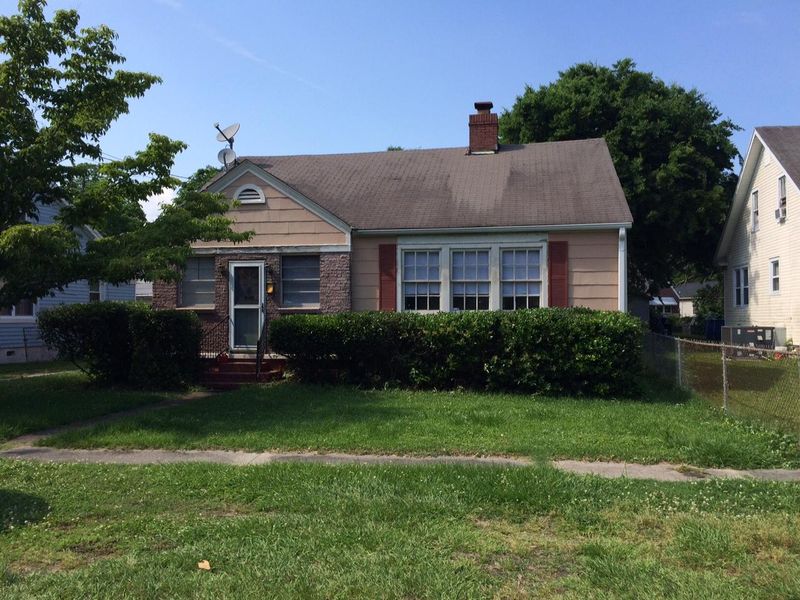 2312 Mount Pleasant St, Charleston, SC 29403
