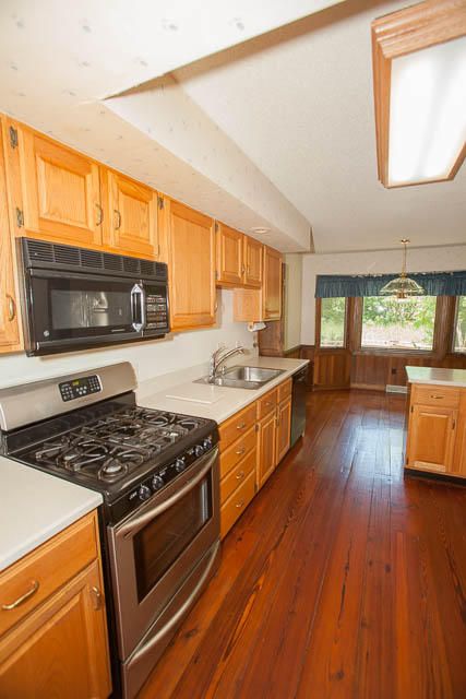 664 Shortwood St, James Island, SC 29412