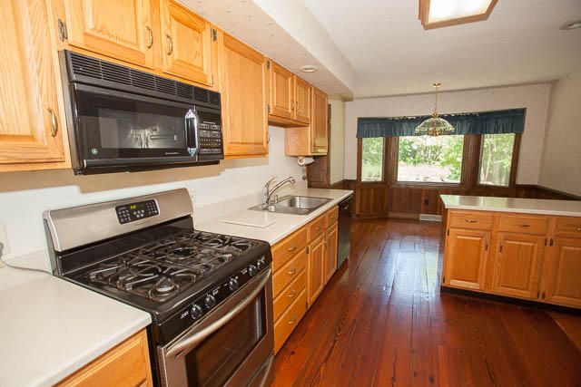 664 Shortwood St, James Island, SC 29412
