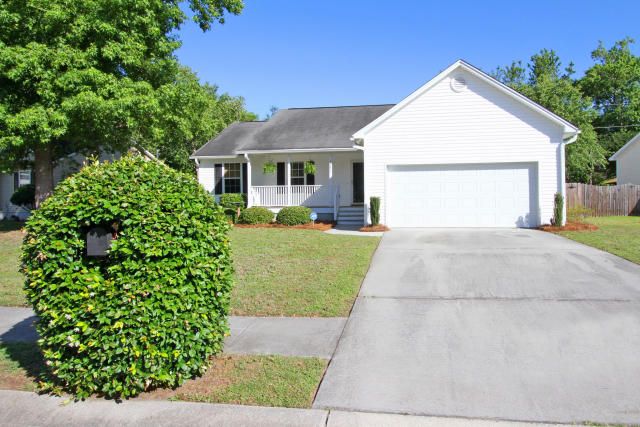 1082 Farmington Rd, Charleston, SC 29412