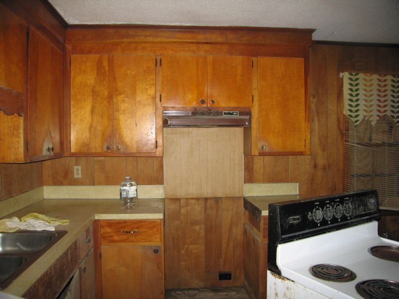 9875 Midview Dr, Ladson, SC 29456