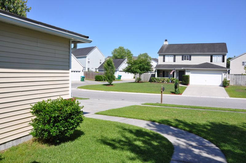 29 Regency Oaks Dr, Summerville, SC 29485
