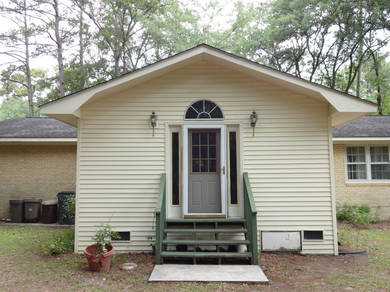 200 Chucker Dr, Summerville, SC 29485
