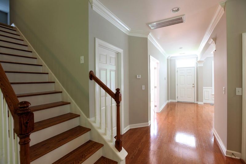 246 Carolinian Dr, Summerville, SC 29485