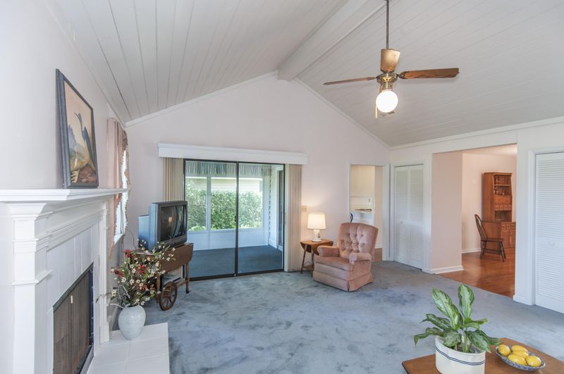 1203 Parkway Dr, Mount Pleasant, SC 29464