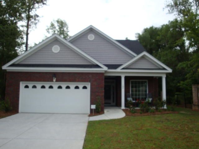 130 Brutus Ln, Summerville, SC 29485