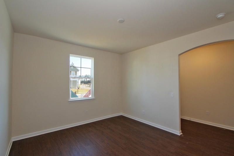 207 Secretariat Dr, Moncks Corner, SC 29461