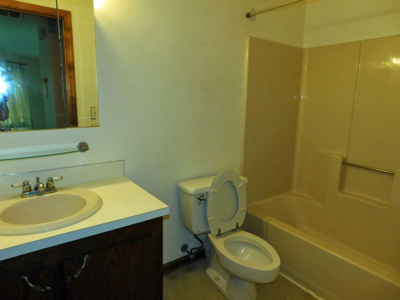 1015 T J Ln, Summerville, SC 29483