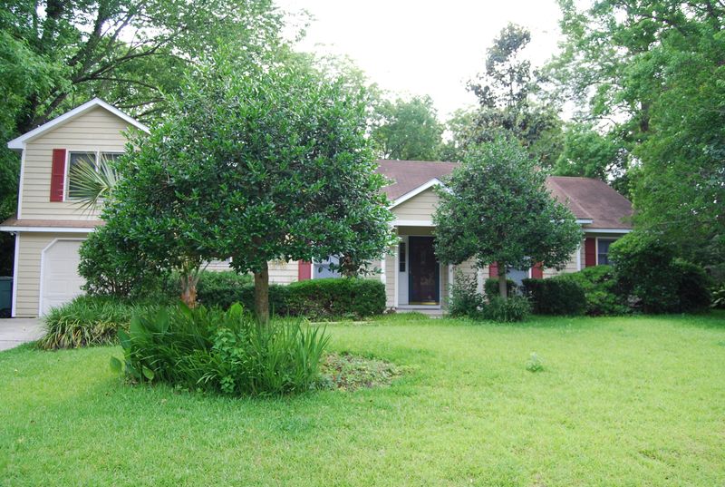 3 Hillcreek Blvd, Charleston, SC 29412