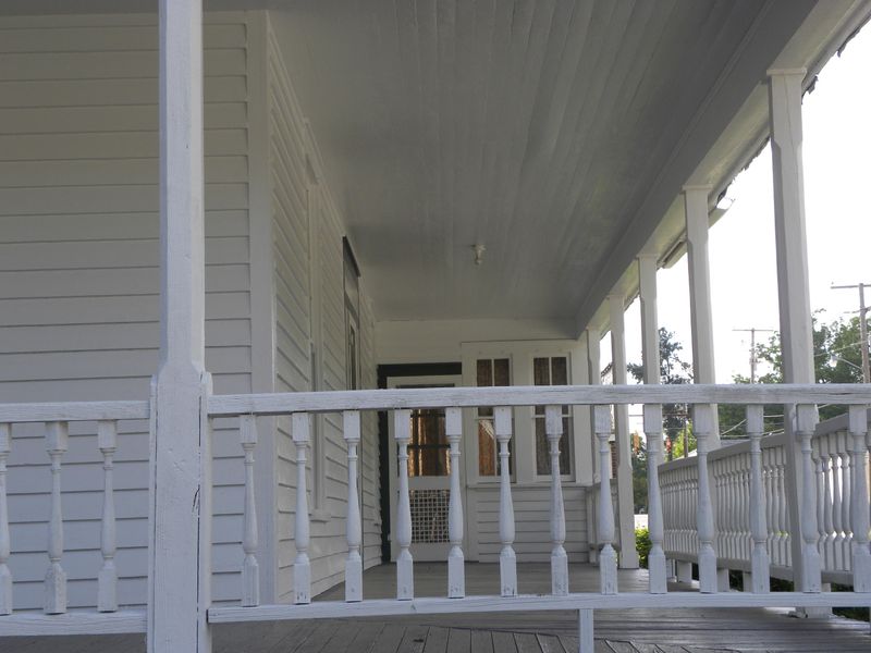 102 E George St, Saint George, SC 29477