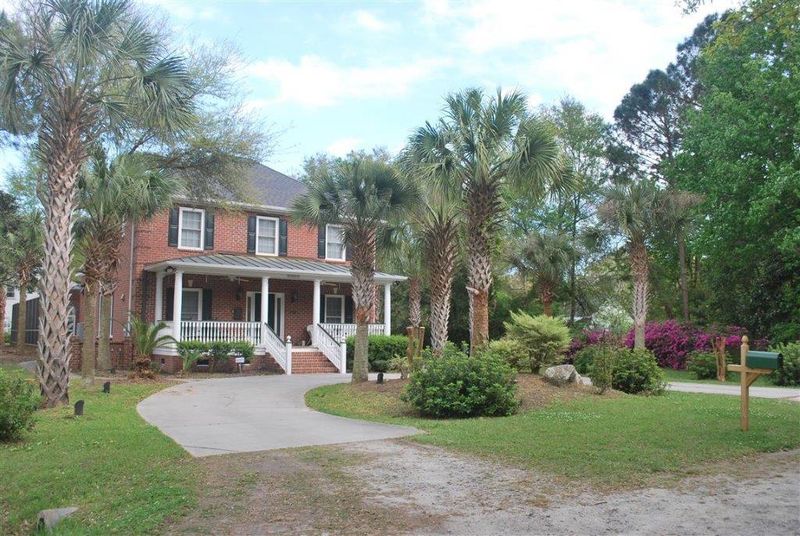 326 Ragos Ln, Charleston, SC 29412