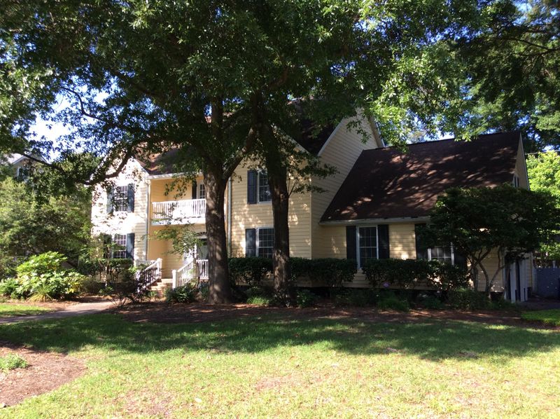 785 Creekside Dr, Mount Pleasant, SC 29464