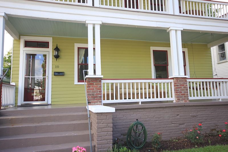 10 Wesson Ave, Charleston, SC 29403