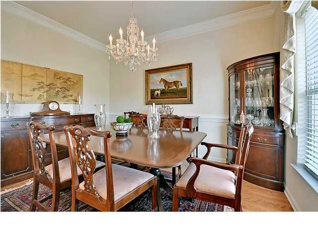 102 Sand Bunker Ct, Summerville, SC 29485