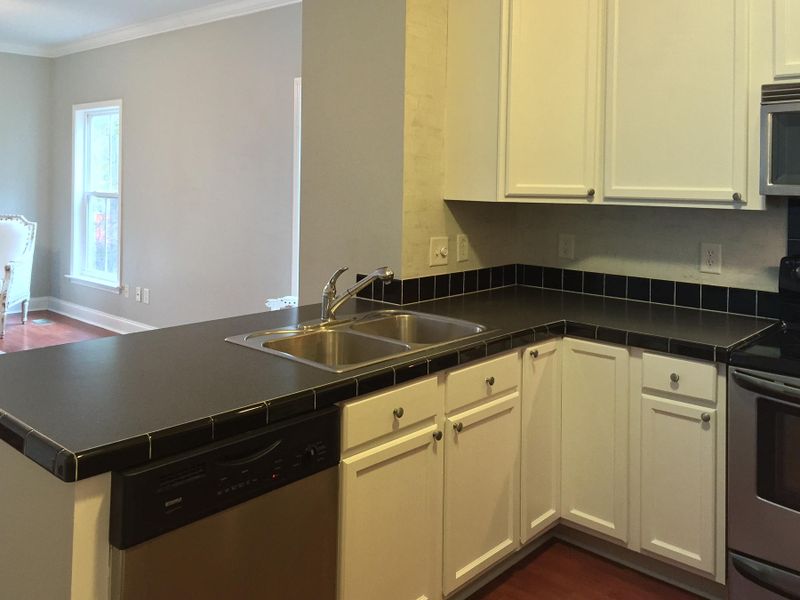 1829 Dogwood Rd #401, Charleston, SC 29414