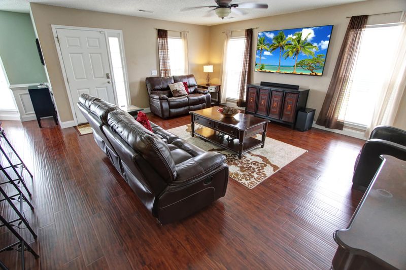 145 Savannah River Dr, Summerville, SC 29485