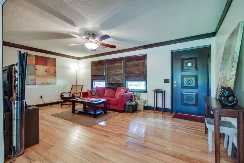 876 Quail Dr, Charleston, SC 29412