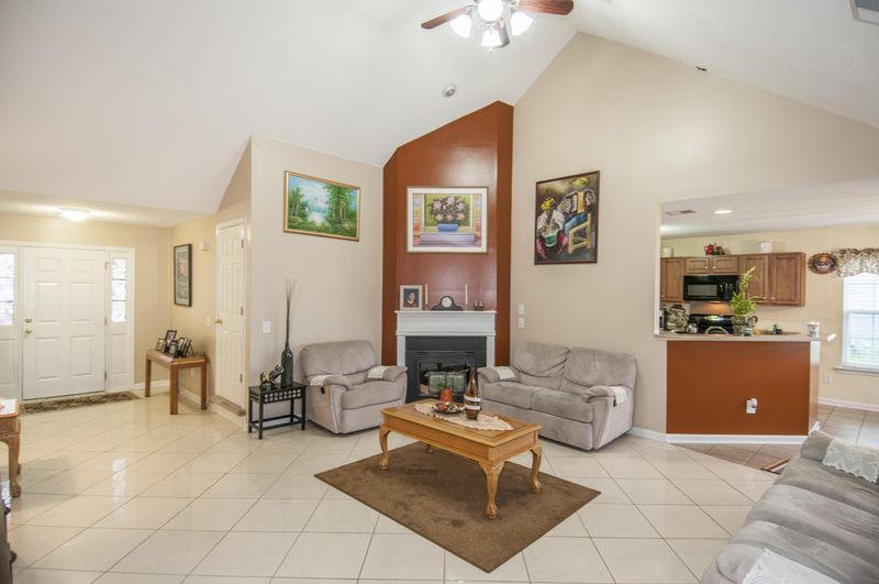 539 Rosings Dr, Summerville, SC 29483