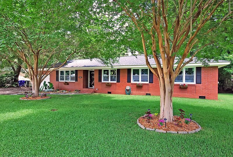1839 Saint Julian Dr, Charleston, SC 29407