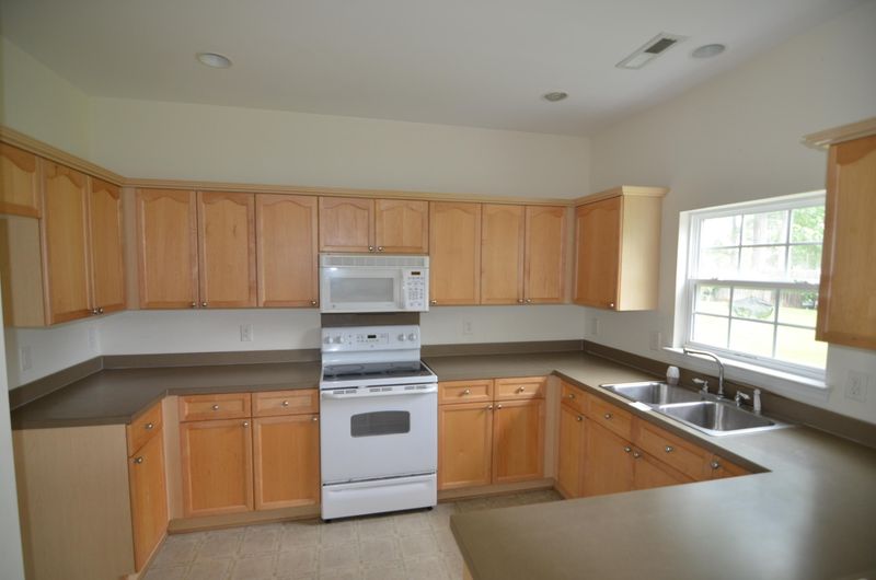 125 Spindle Way, Goose Creek, SC 29445