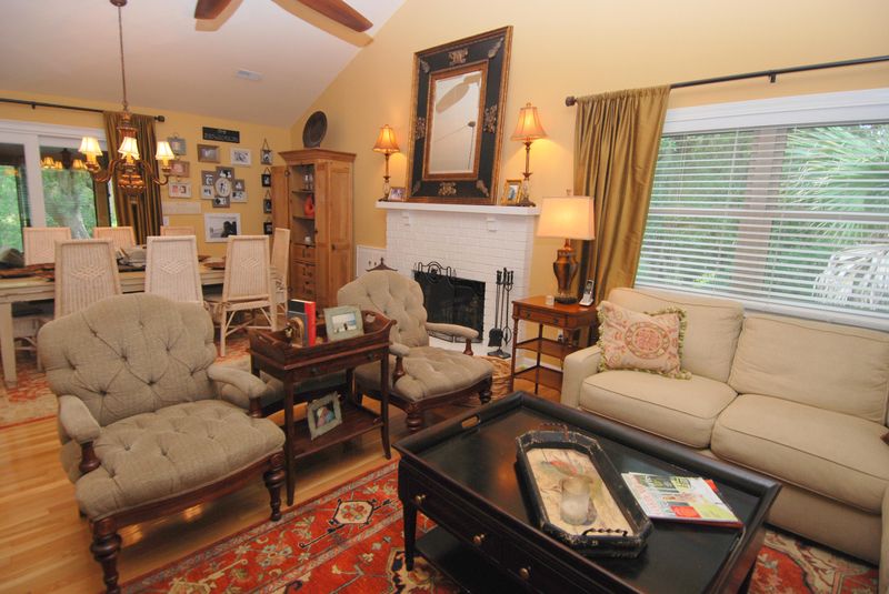 2745 Seabrook Island Rd, Seabrook Island, SC 29455