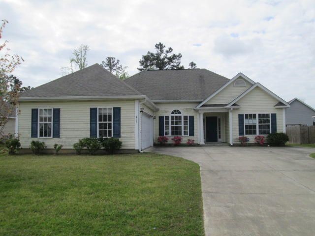 403 Black Horse Rd, Moncks Corner, SC 29461