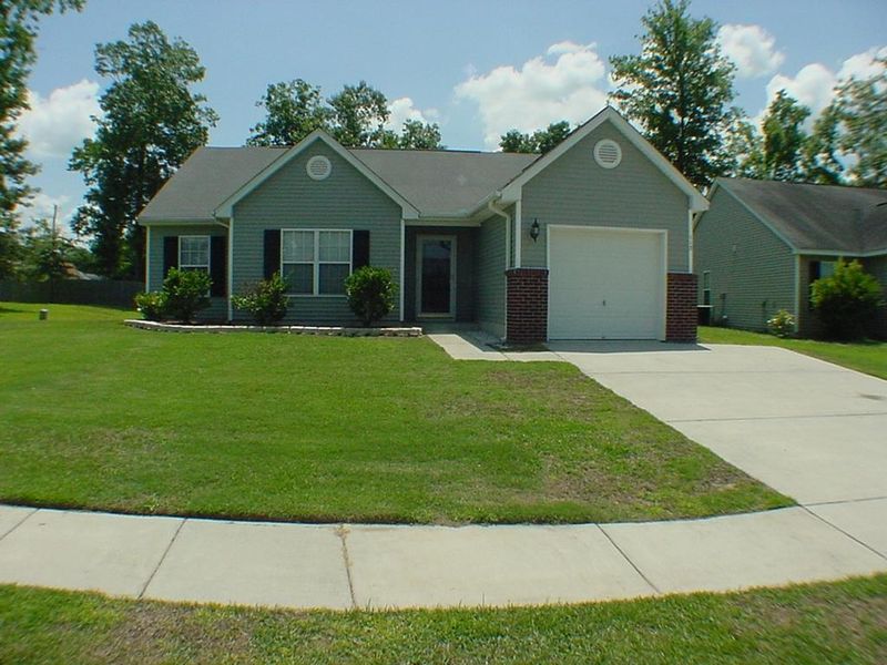 113 Old Tree Rd, Goose Creek, SC 29445